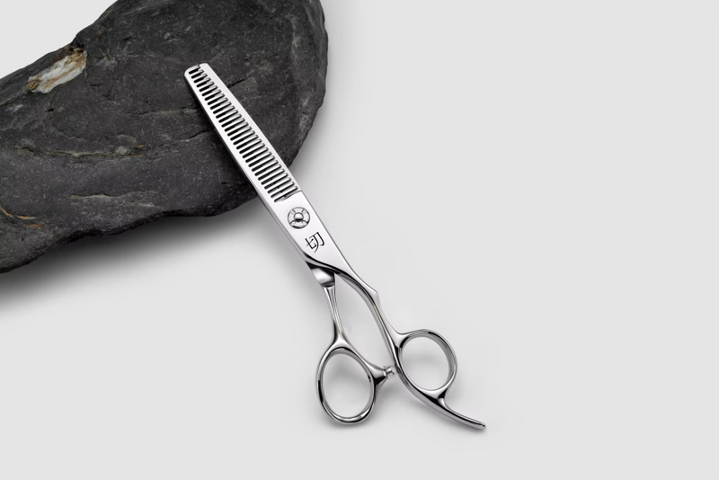 Kiru 6 Inch Texturizing Shear 30% cut rate