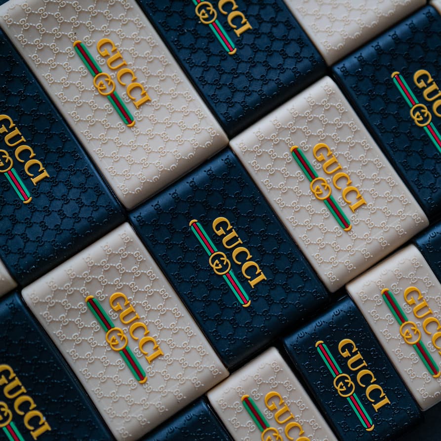 Gucci Grip Clipper Trimmer and Shaver with Rubber Grip – professional barber tool for precision and comfort