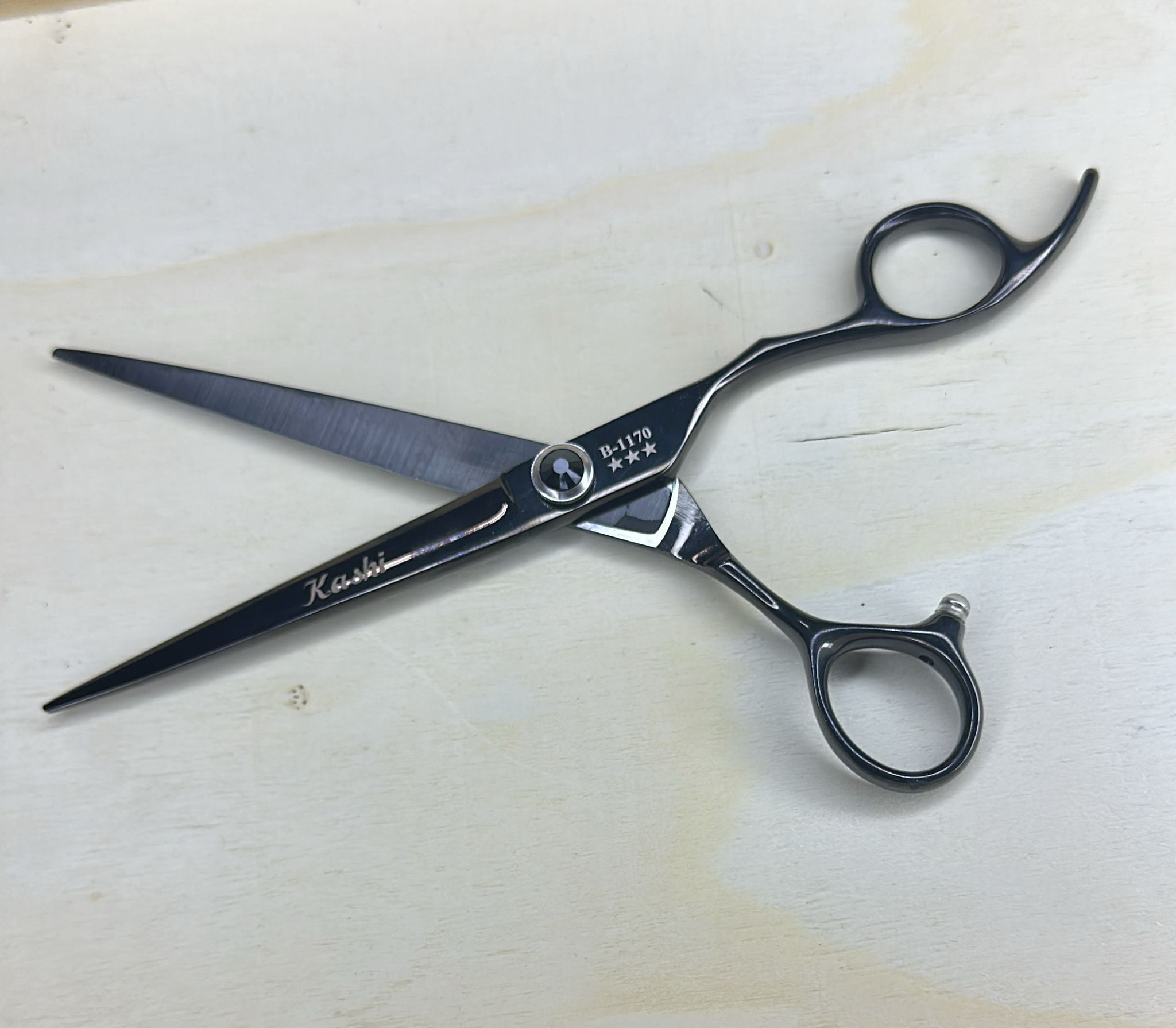 Kashi shears - Barbers - Magnus Barber Supply — Magnus Supply