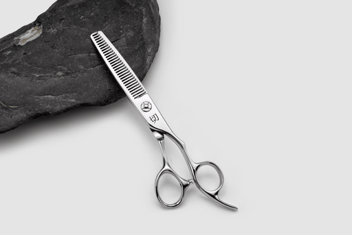 Kiru 6" Texturizing Shear | 30% Cut Rate | Japanese SUS440C Steel - Magnus SupplyKiru